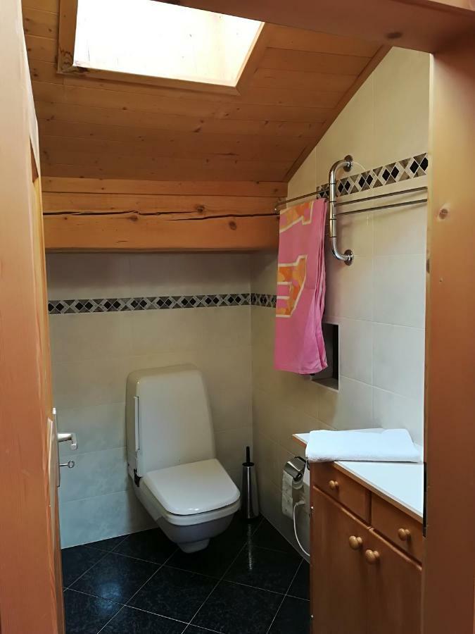 Confortevole mansarda di montagna Poschiavo Esterno foto