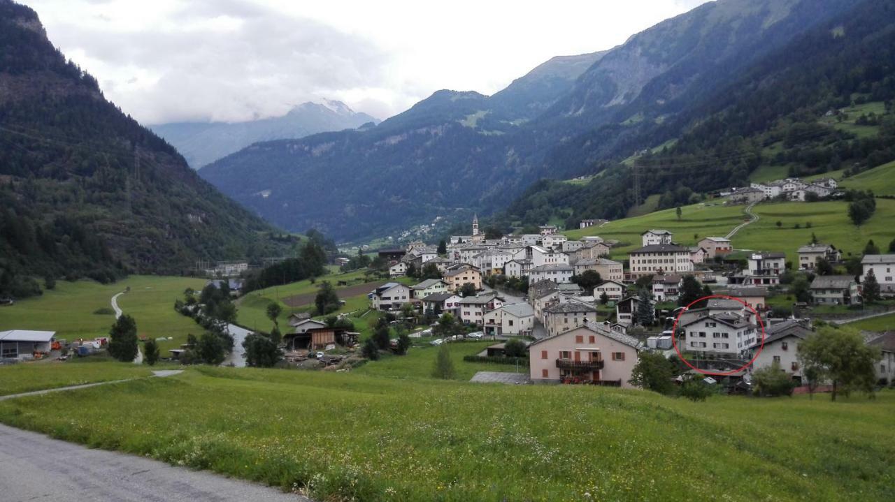 Confortevole mansarda di montagna Poschiavo Esterno foto