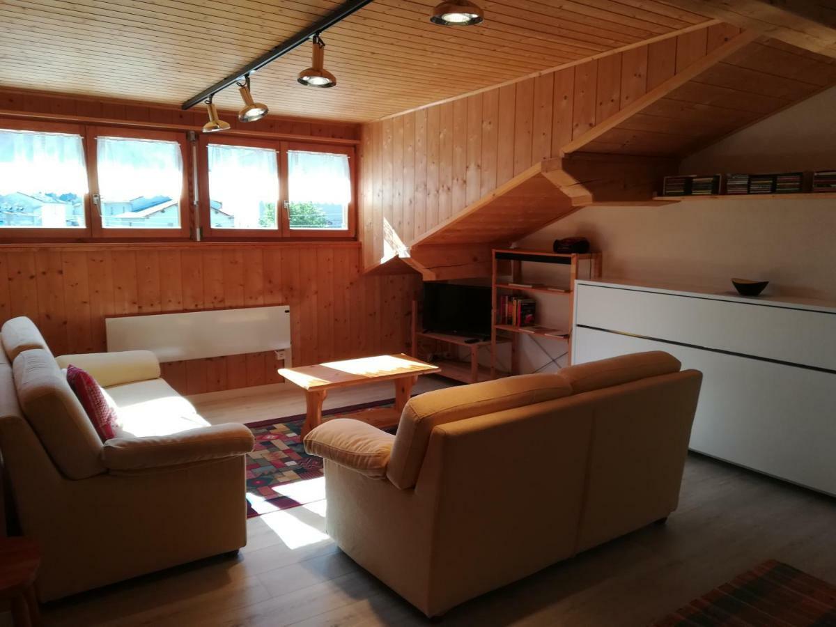 Confortevole mansarda di montagna Poschiavo Esterno foto