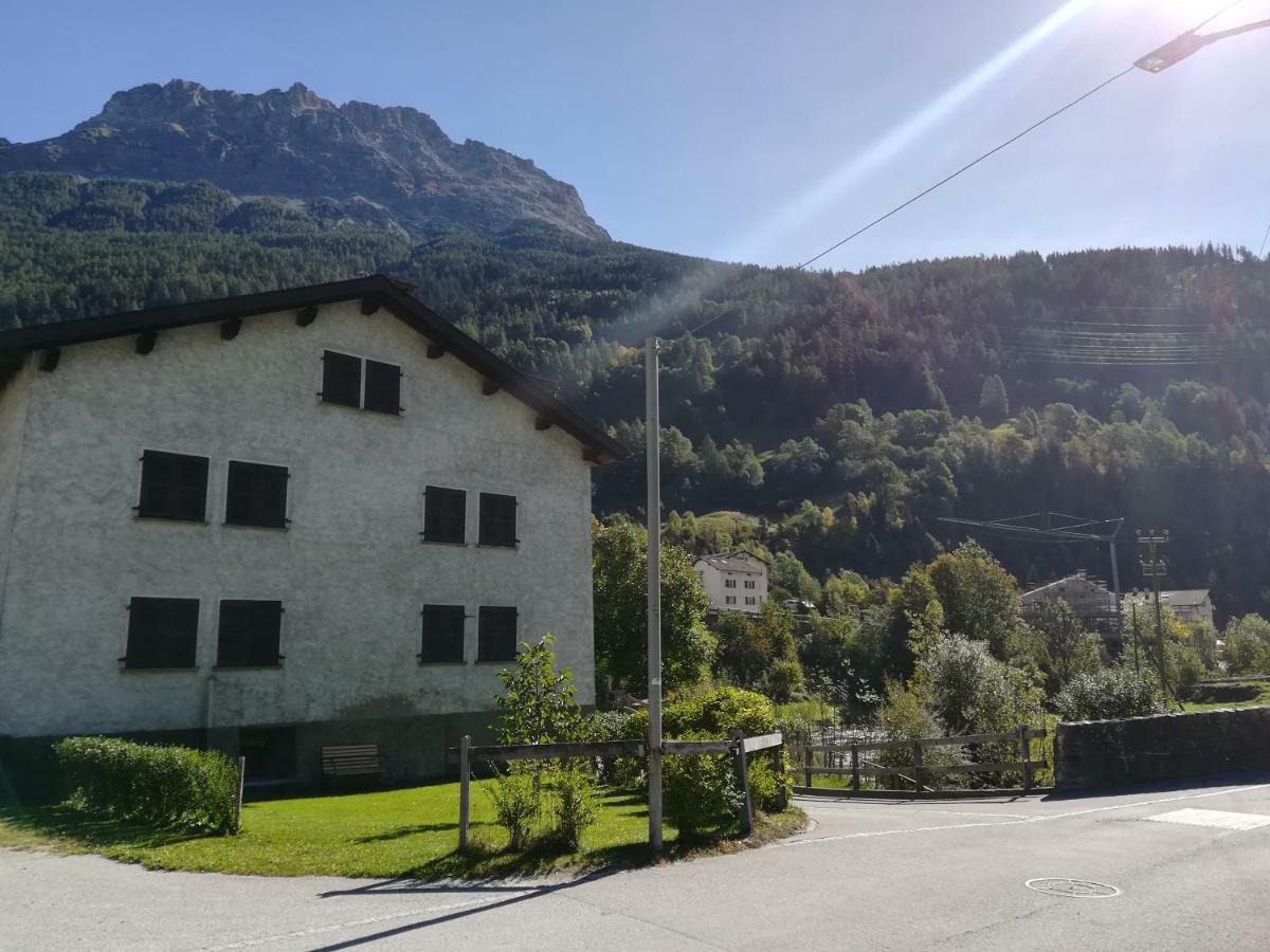 Confortevole mansarda di montagna Poschiavo Esterno foto